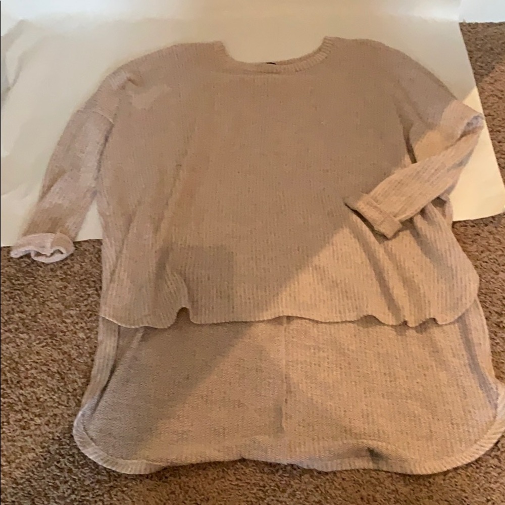 High low long sleeve sweater